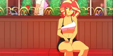 Sunset Shimmer shows off