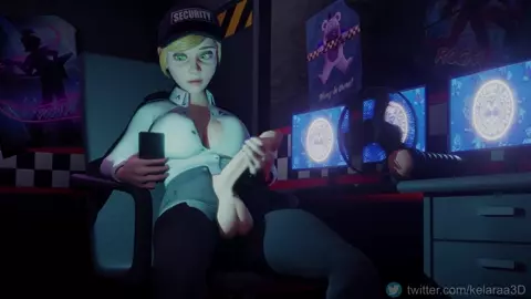 Vanessa enjoying the perks of working alone~ [Kelaraa]