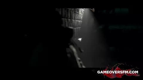 Lara Croft in The Tunnel