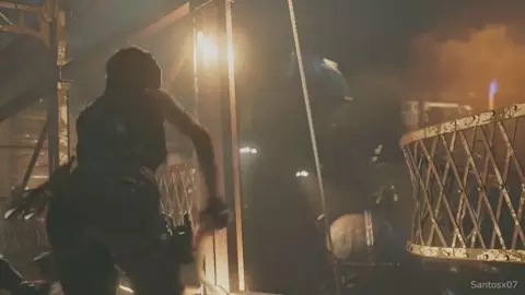 Lara Croft The Conqueror. HMV