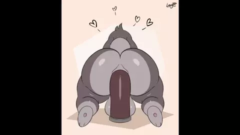 Bun On Dildo [Joaoppereiraus]