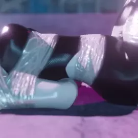 Gwen Stacy webbed out