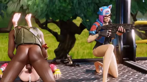 Lynx helps out Rox for her turn with Jamal. [Frolich]