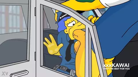 Marge Simpson tries to Arrest Snake