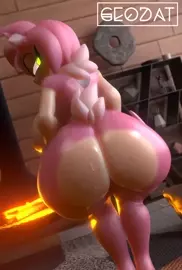 Amy Sweaty Butt
