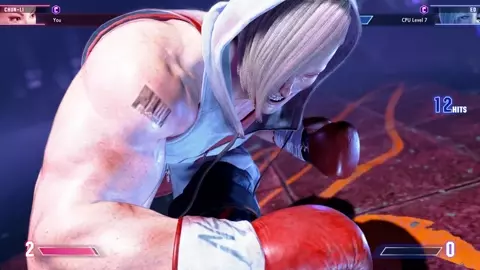 Chun Li gets used as a speedbag by Ed