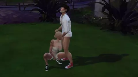 Dylan Skye fucked in Magnolia Park at Night