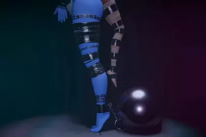 An unexpected duo kidnapped and tied together