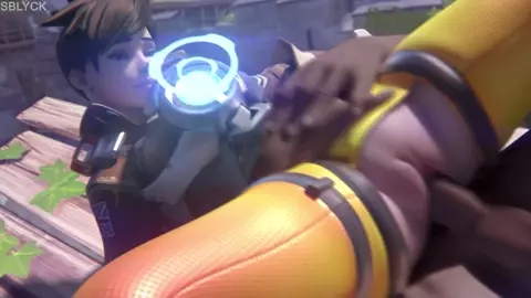 Body HMV by OMEGASIMP