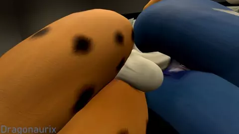 Krystal get sleeping sex with Loona and Miyu