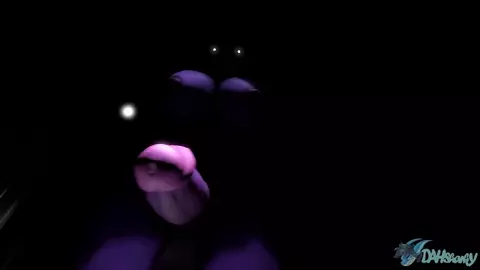 Giving Bonfie head (DaSharky3D)