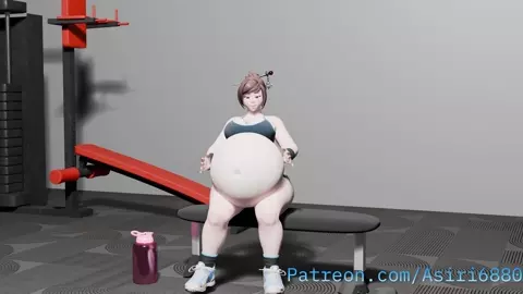 Mei hungry at the gym