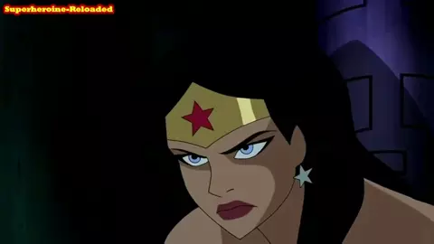 Justice League: Superheroines In Distress