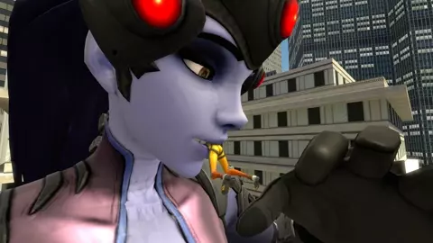 Trapped by the spider by thelittleboot