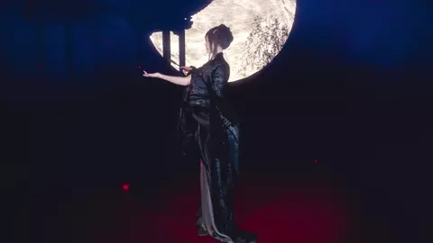 tifa The moon is beautiful. Dance