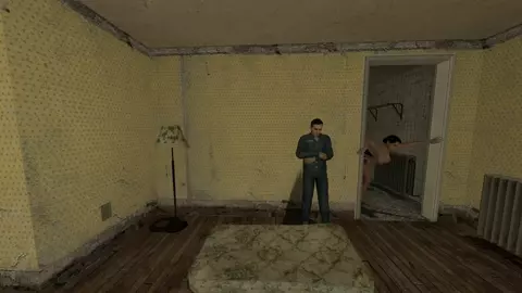 hl2 women showing off