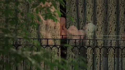 Futa Holiday [NO WM][ParkingBelt][4K60FPS]