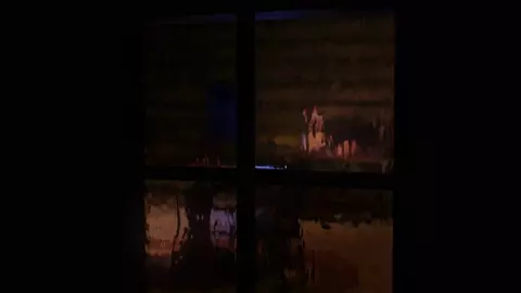 Good Luke Studios: Wet Christmas [4k60fps]